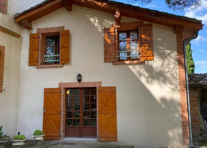 L'ancienne Ecurie * Canals